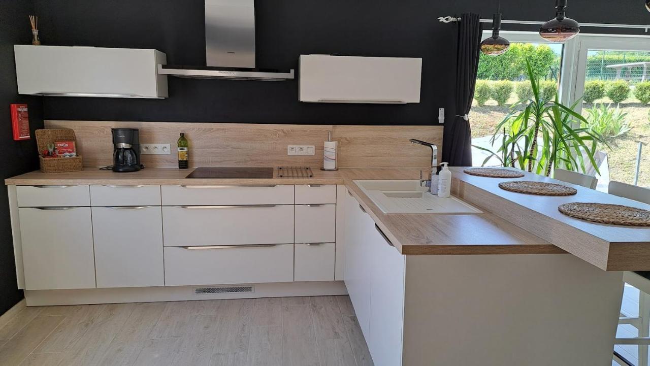 Gite Rural "L'Anseromia" Dinant Esterno foto