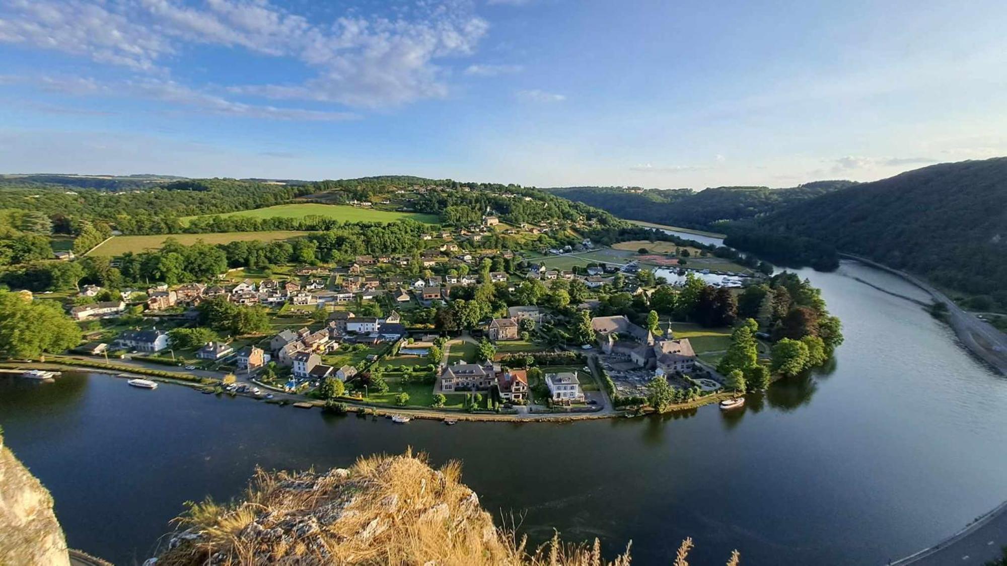 Gite Rural "L'Anseromia" Dinant Esterno foto
